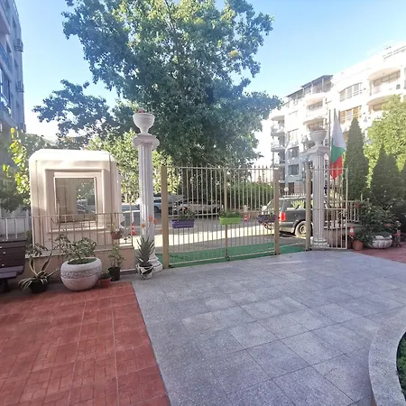 Lejlighedshotel Rose Garden Omax Sunny Beach