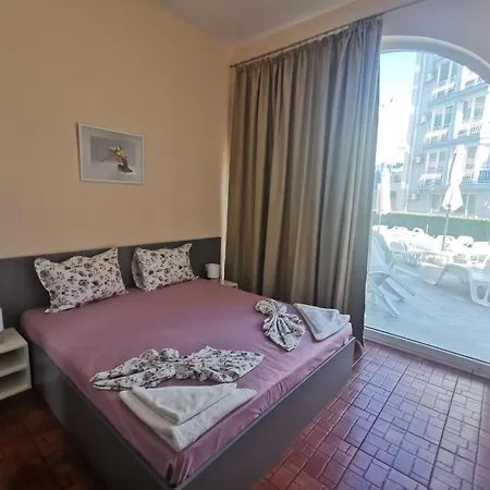 Rose Garden Omax Lejlighedshotel Sunny Beach