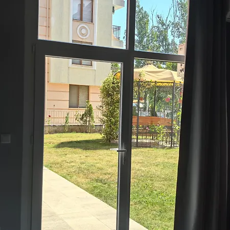 Rose Garden Omax 3* Sunny Beach