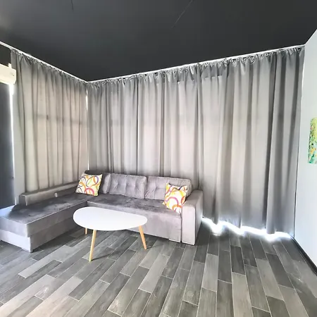 Lejlighedshotel Rose Garden Omax