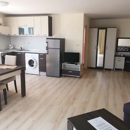 Lejlighedshotel Rose Garden Omax