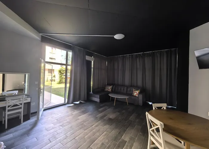 Aparthotel Rose Garden Omax Sluneční pobřeží