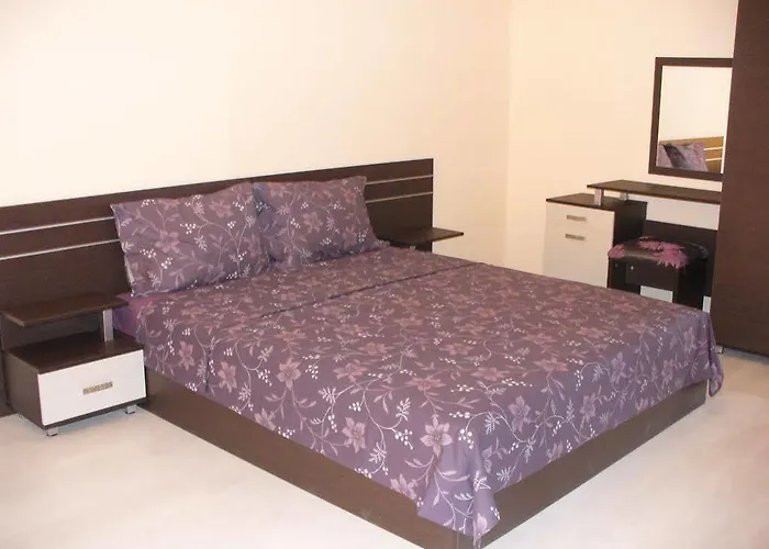 Aparthotel Rose Garden Omax Sluneční pobřeží