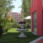 Апарт-готель Rose Garden Omax