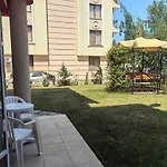 Rose Garden Omax Сонячний Берег
