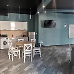 Rose Garden Omax Апарт-готель