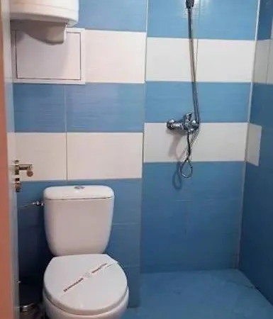 Rose Garden Omax Aparthotel 3*