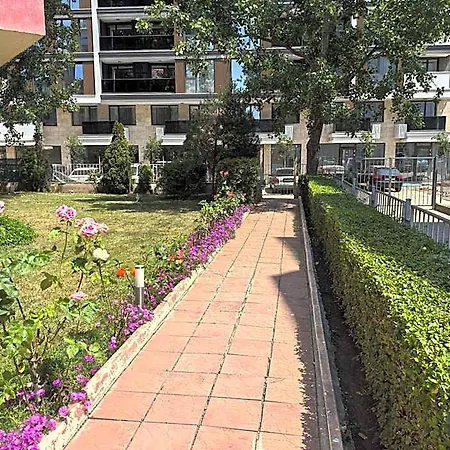 Rose Garden Omax Apartmanhotel Napospart