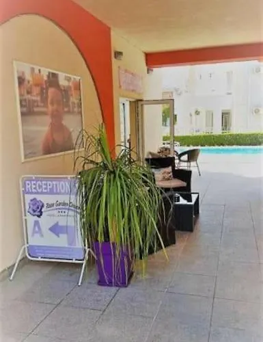 Aparthotel Rose Garden Omax