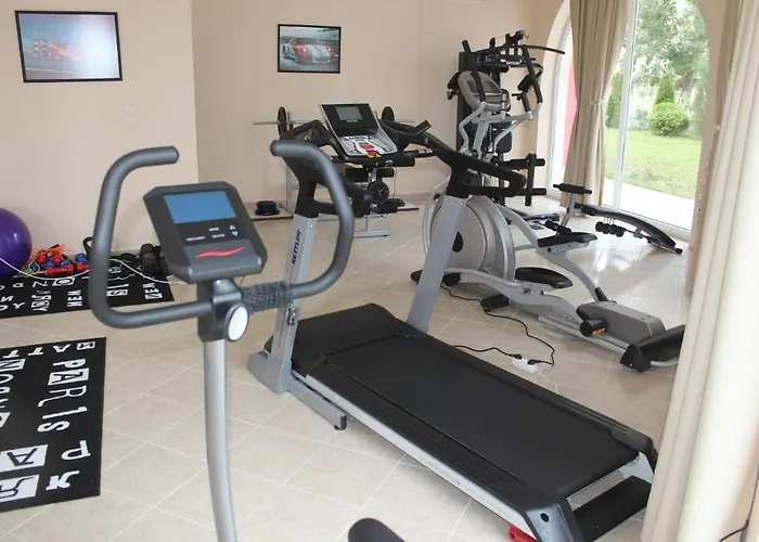 Rose Garden Omax Sluneční pobřeží